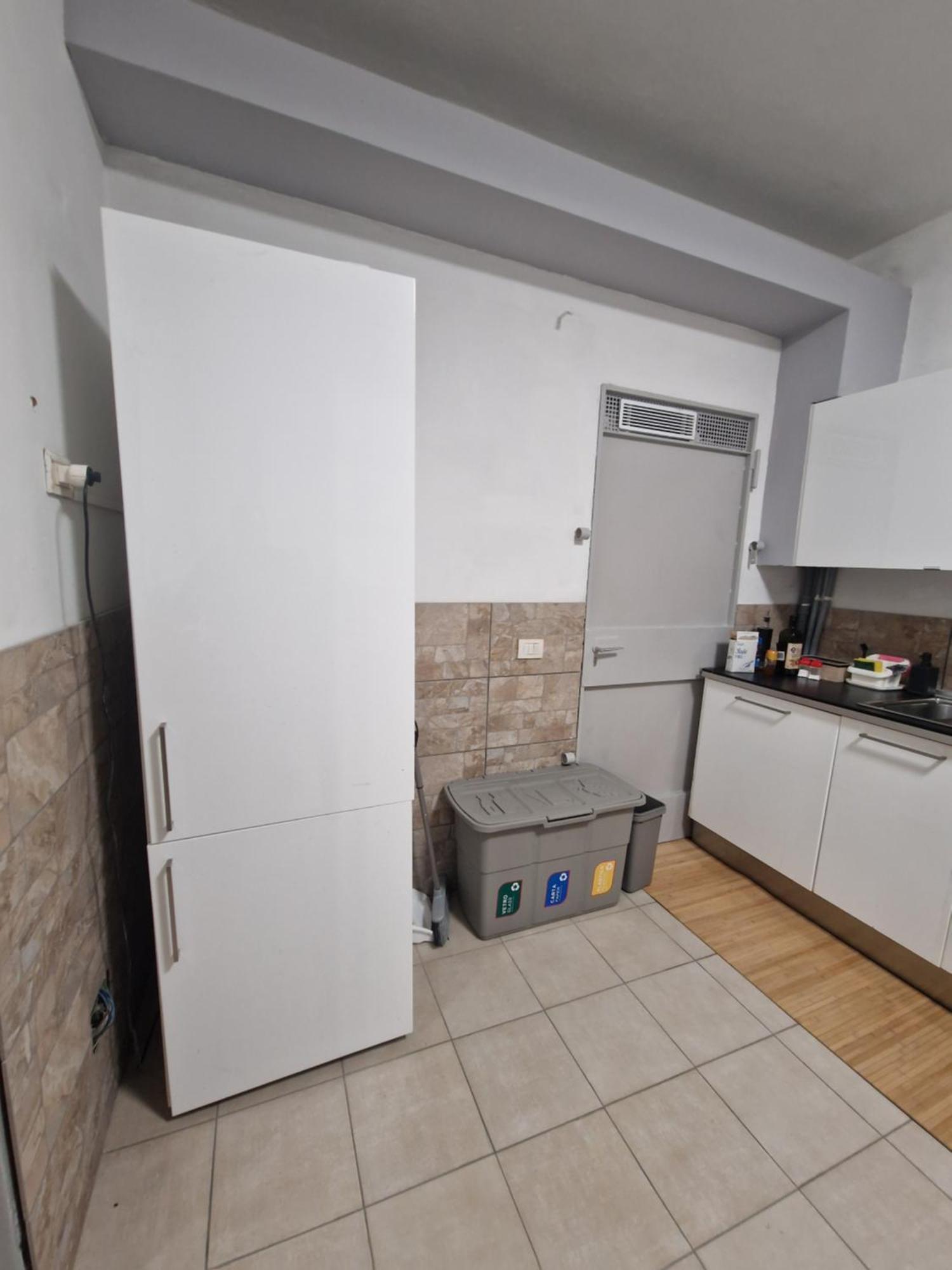 Underground Home Vicino Metropolitana Comasina Кормано Екстер'єр фото